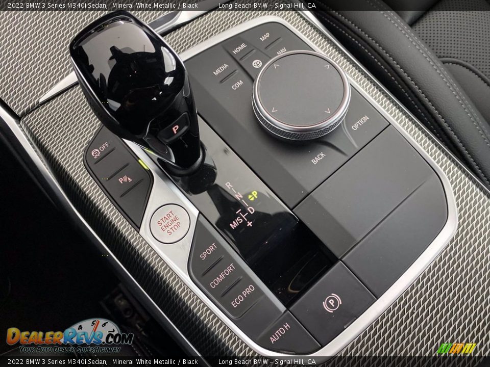 2022 BMW 3 Series M340i Sedan Shifter Photo #22