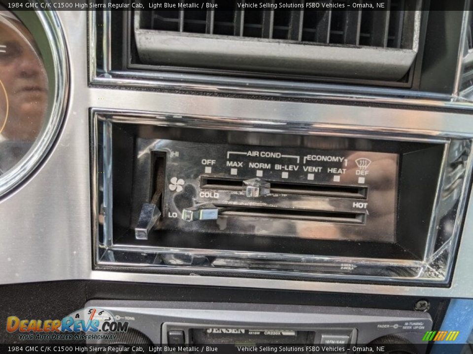 Controls of 1984 GMC C/K C1500 High Sierra Regular Cab Photo #9