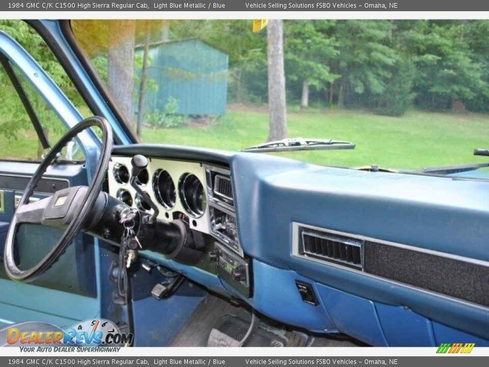 Dashboard of 1984 GMC C/K C1500 High Sierra Regular Cab Photo #11