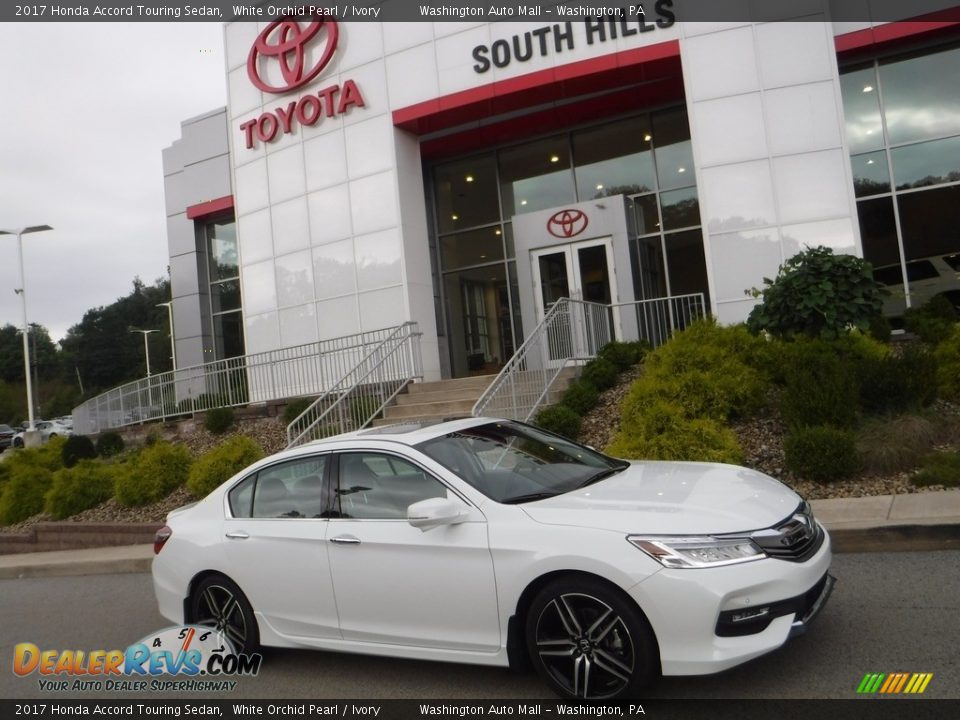 2017 Honda Accord Touring Sedan White Orchid Pearl / Ivory Photo #2