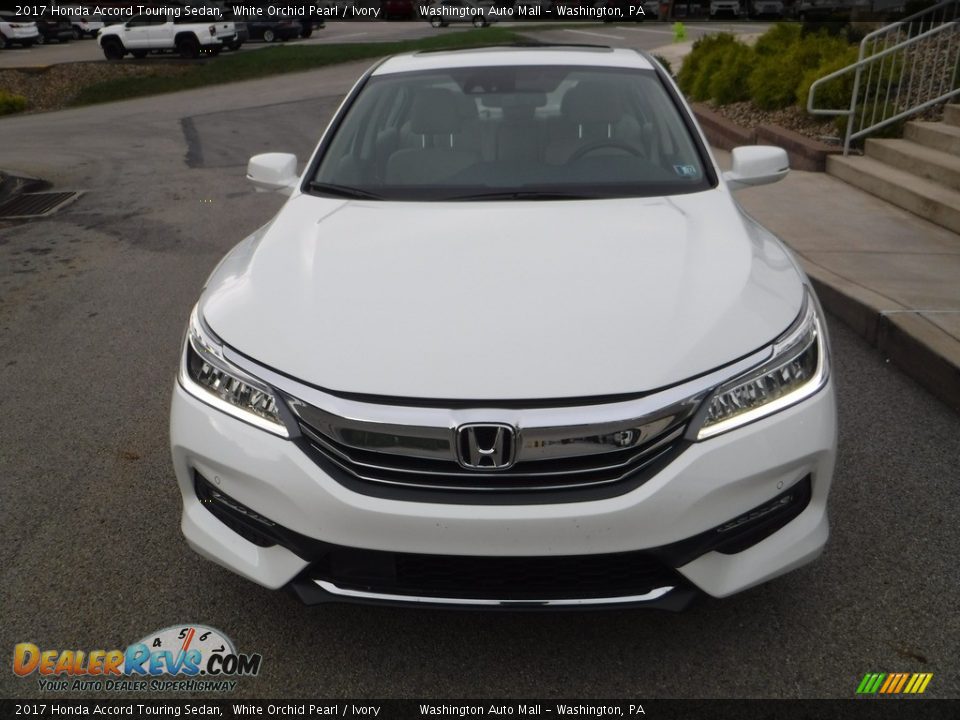 2017 Honda Accord Touring Sedan White Orchid Pearl / Ivory Photo #11