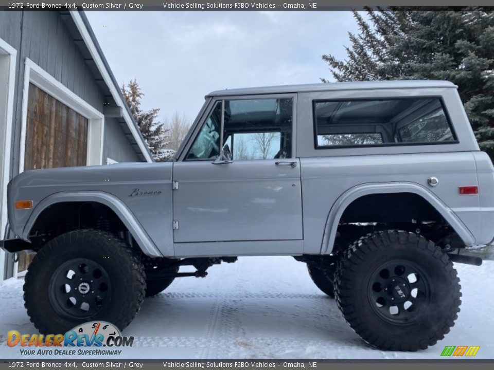 1972 Ford Bronco 4x4 Custom Silver / Grey Photo #1