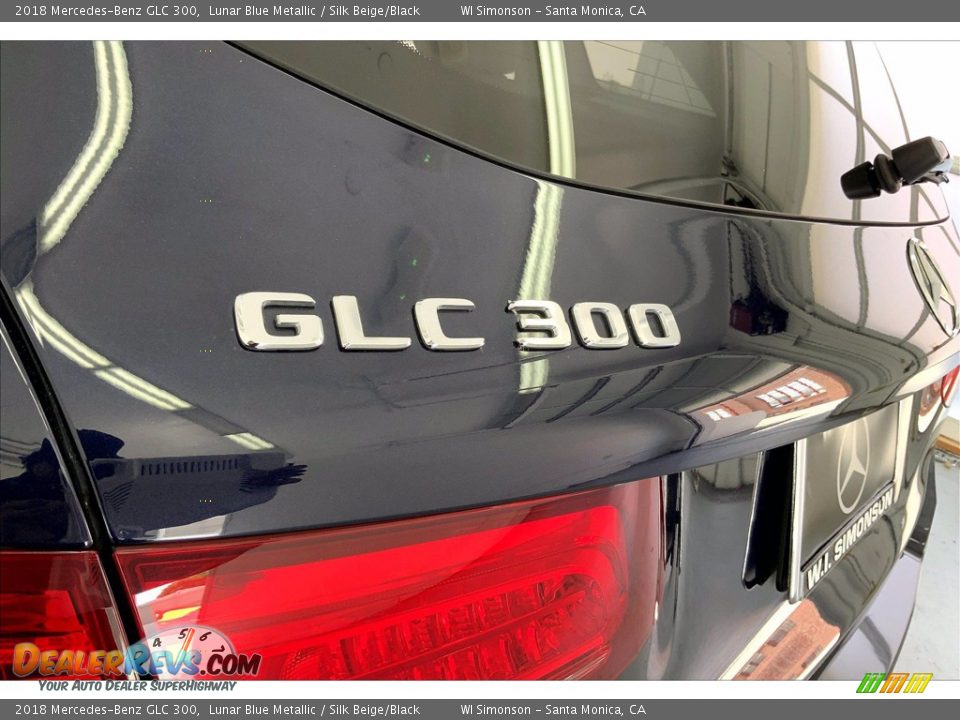 2018 Mercedes-Benz GLC 300 Lunar Blue Metallic / Silk Beige/Black Photo #31