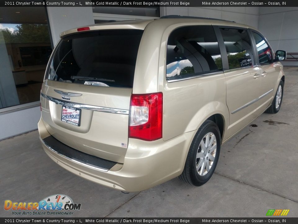 2011 Chrysler Town & Country Touring - L White Gold Metallic / Dark Frost Beige/Medium Frost Beige Photo #4