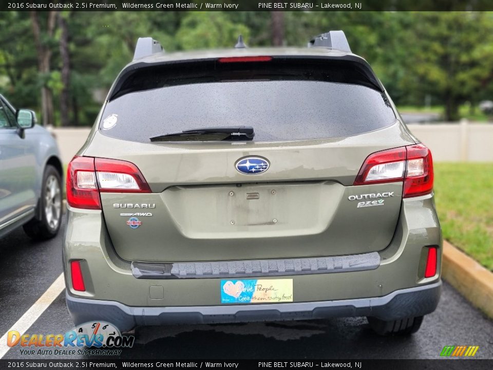 2016 Subaru Outback 2.5i Premium Wilderness Green Metallic / Warm Ivory Photo #4