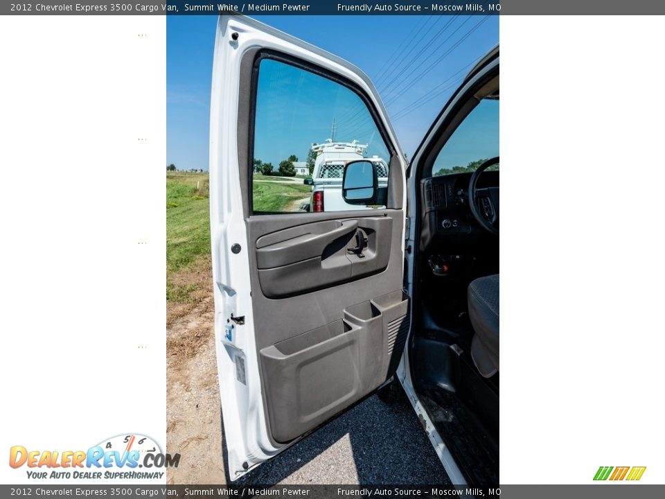 2012 Chevrolet Express 3500 Cargo Van Summit White / Medium Pewter Photo #19