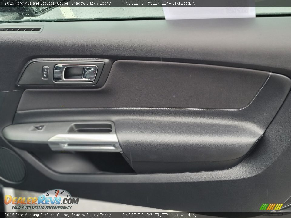 Door Panel of 2016 Ford Mustang EcoBoost Coupe Photo #20