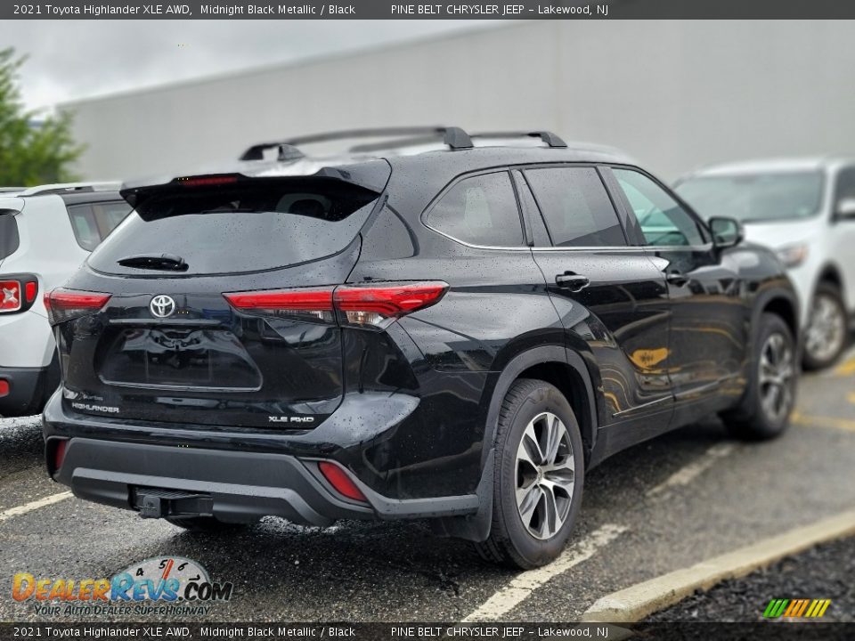 2021 Toyota Highlander XLE AWD Midnight Black Metallic / Black Photo #3