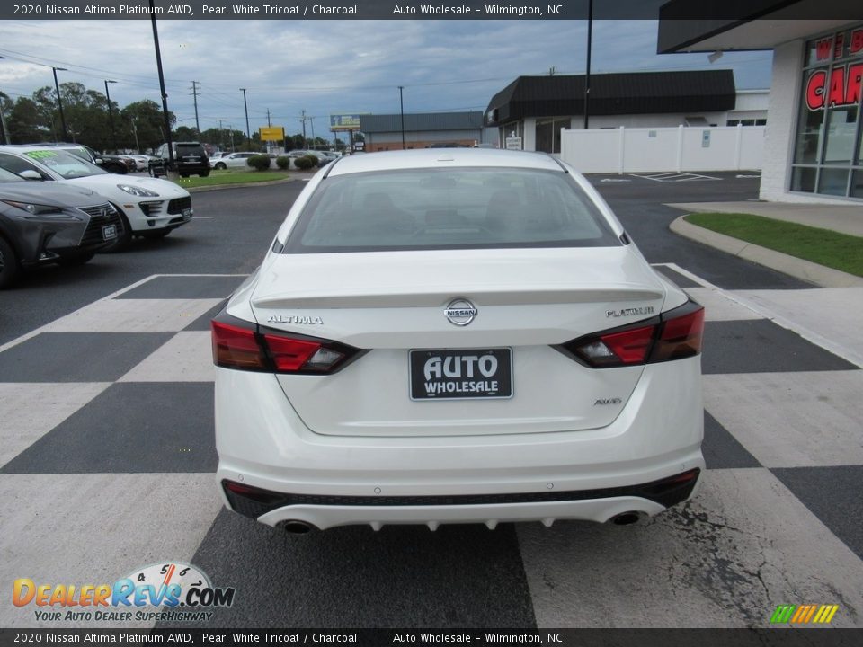 2020 Nissan Altima Platinum AWD Pearl White Tricoat / Charcoal Photo #4