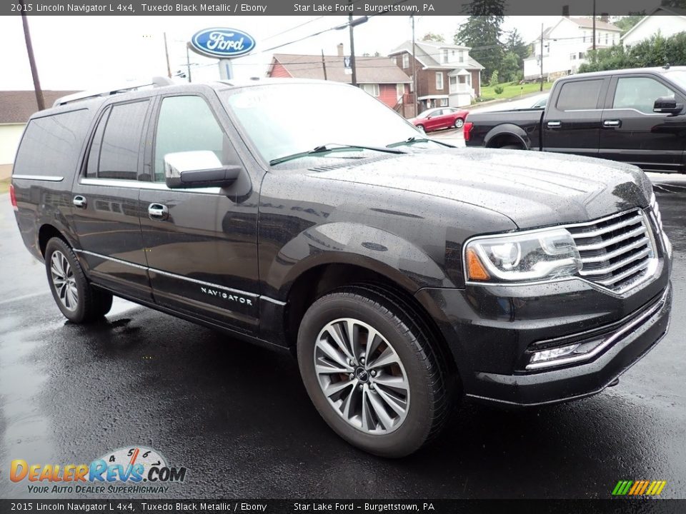 Front 3/4 View of 2015 Lincoln Navigator L 4x4 Photo #8