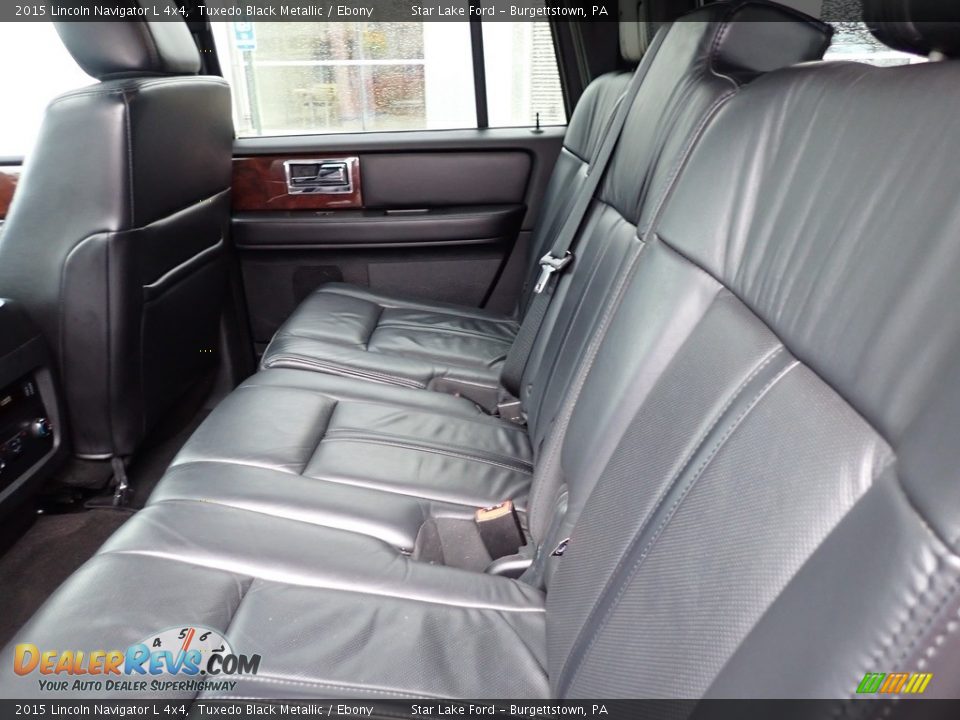 Rear Seat of 2015 Lincoln Navigator L 4x4 Photo #11