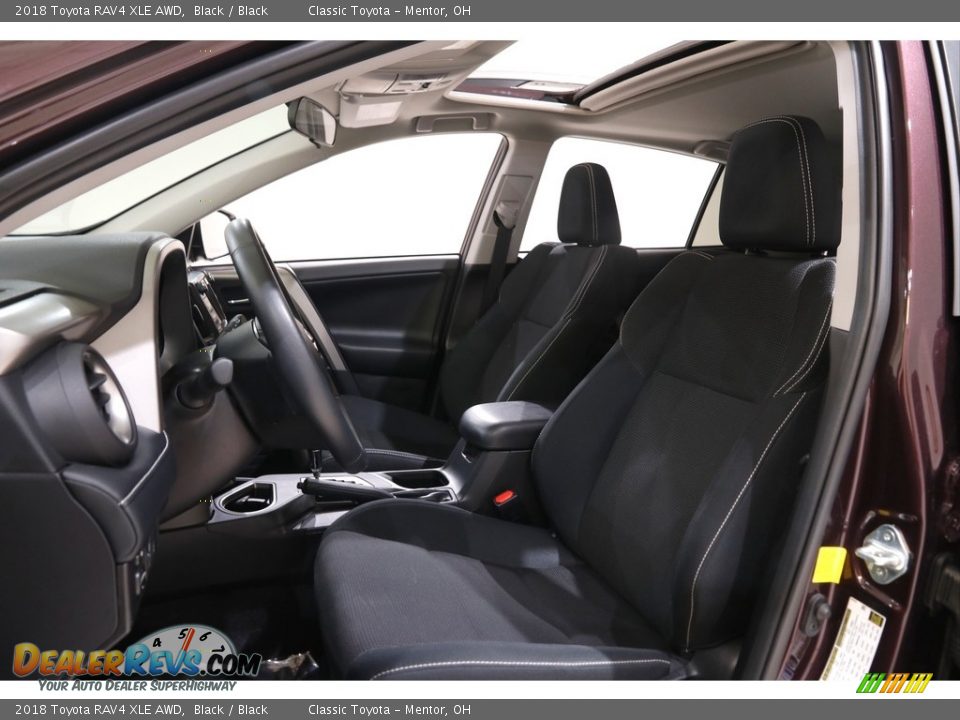 2018 Toyota RAV4 XLE AWD Black / Black Photo #5
