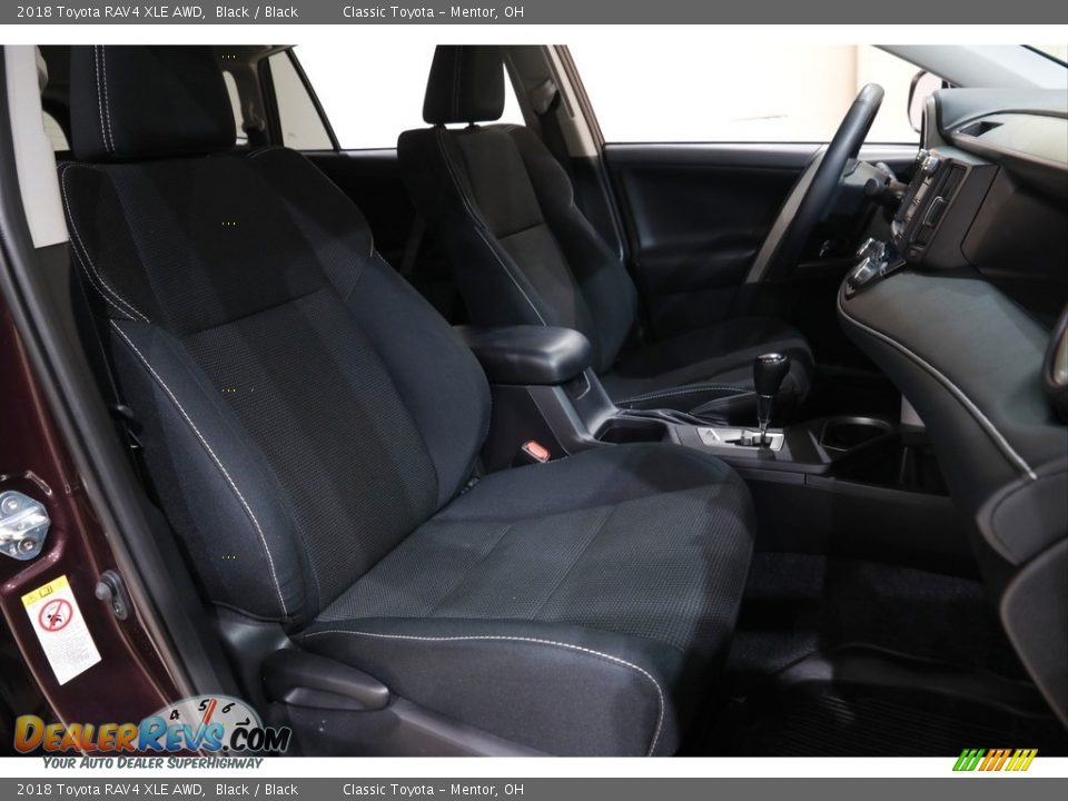 2018 Toyota RAV4 XLE AWD Black / Black Photo #14
