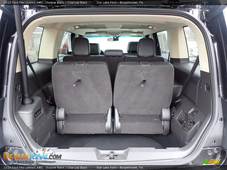 2016 Ford Flex Limited AWD Trunk Photo #5