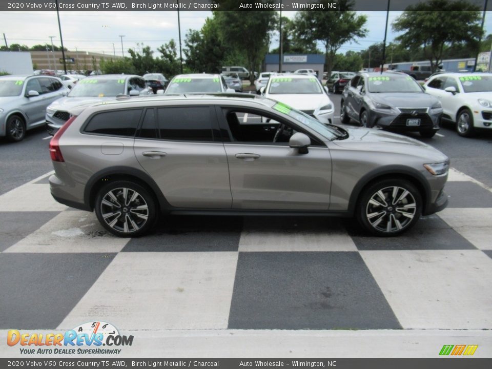 2020 Volvo V60 Cross Country T5 AWD Birch Light Metallic / Charcoal Photo #3