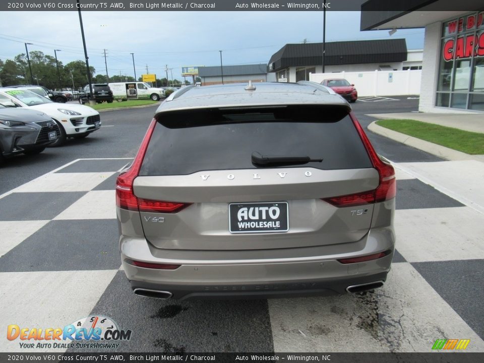 2020 Volvo V60 Cross Country T5 AWD Birch Light Metallic / Charcoal Photo #4