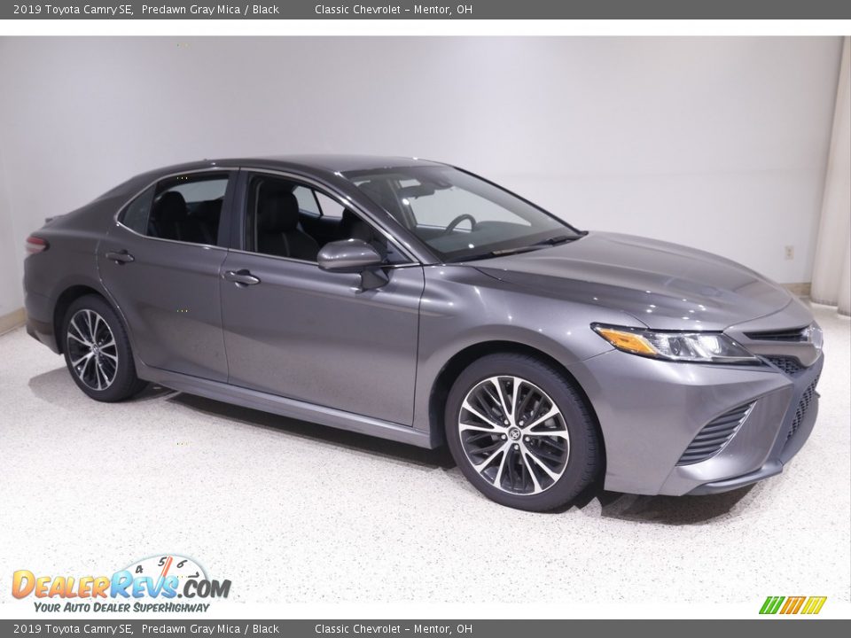 2019 Toyota Camry SE Predawn Gray Mica / Black Photo #1