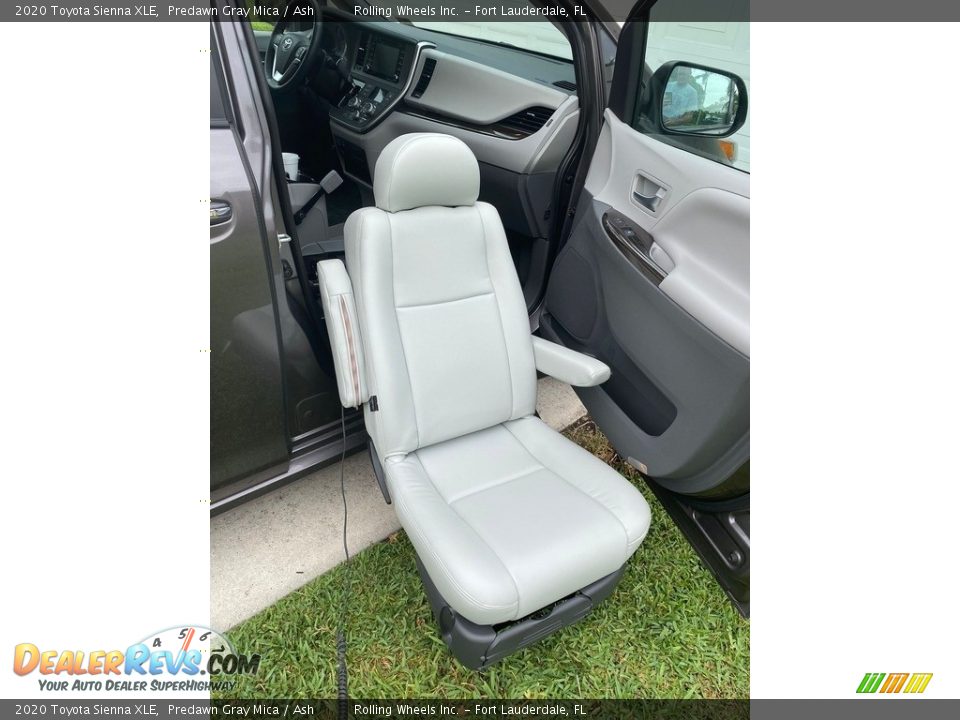 2020 Toyota Sienna XLE Predawn Gray Mica / Ash Photo #1