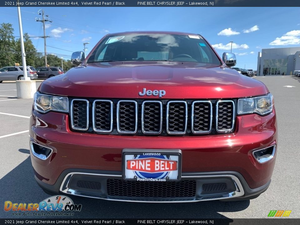 2021 Jeep Grand Cherokee Limited 4x4 Velvet Red Pearl / Black Photo #3