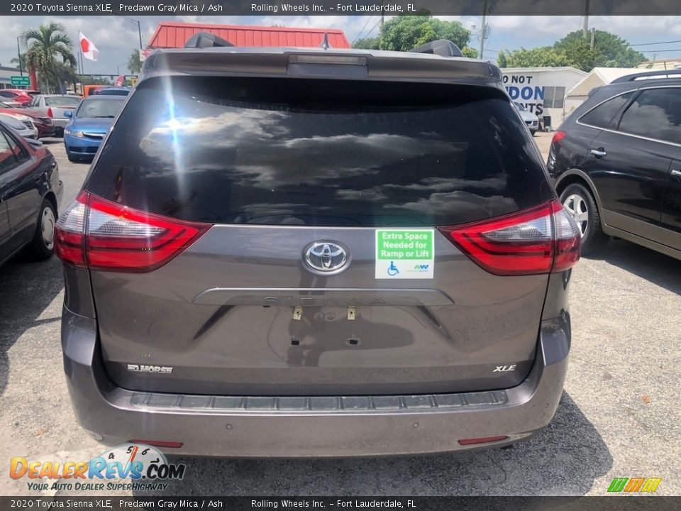 2020 Toyota Sienna XLE Predawn Gray Mica / Ash Photo #7