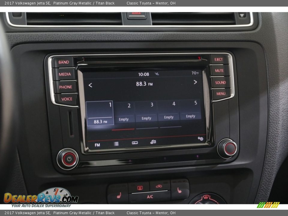 2017 Volkswagen Jetta SE Platinum Gray Metallic / Titan Black Photo #10