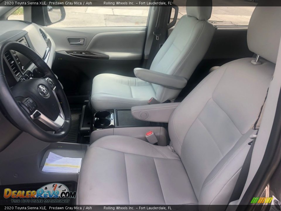 2020 Toyota Sienna XLE Predawn Gray Mica / Ash Photo #14