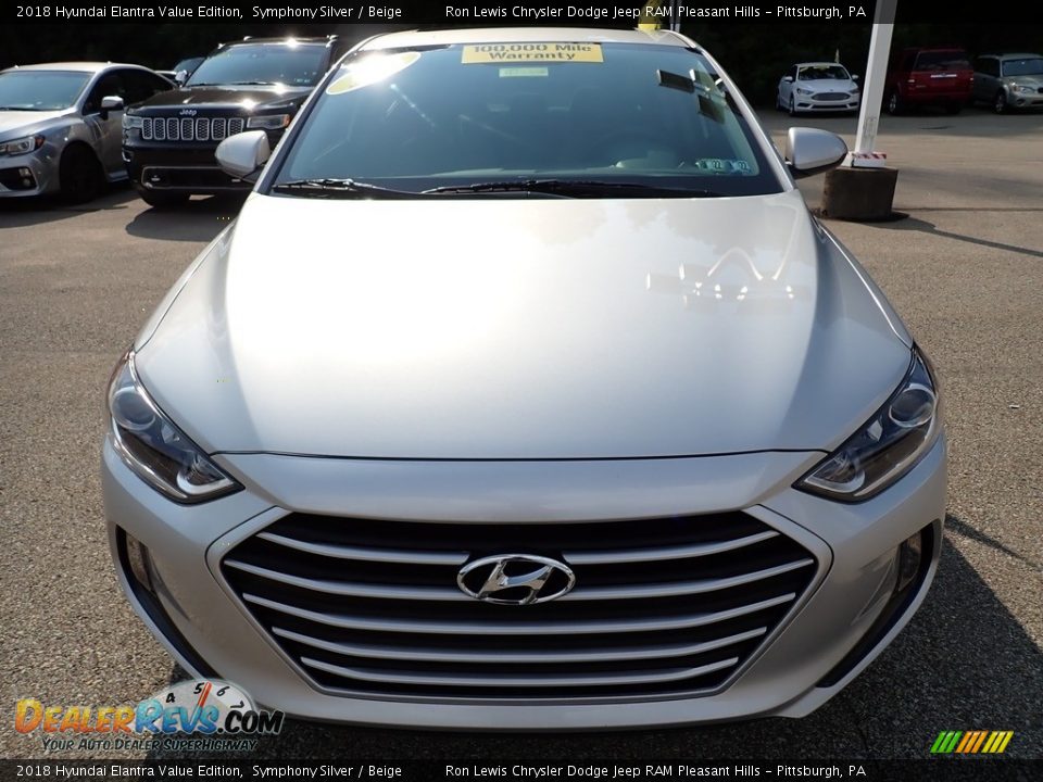 2018 Hyundai Elantra Value Edition Symphony Silver / Beige Photo #8