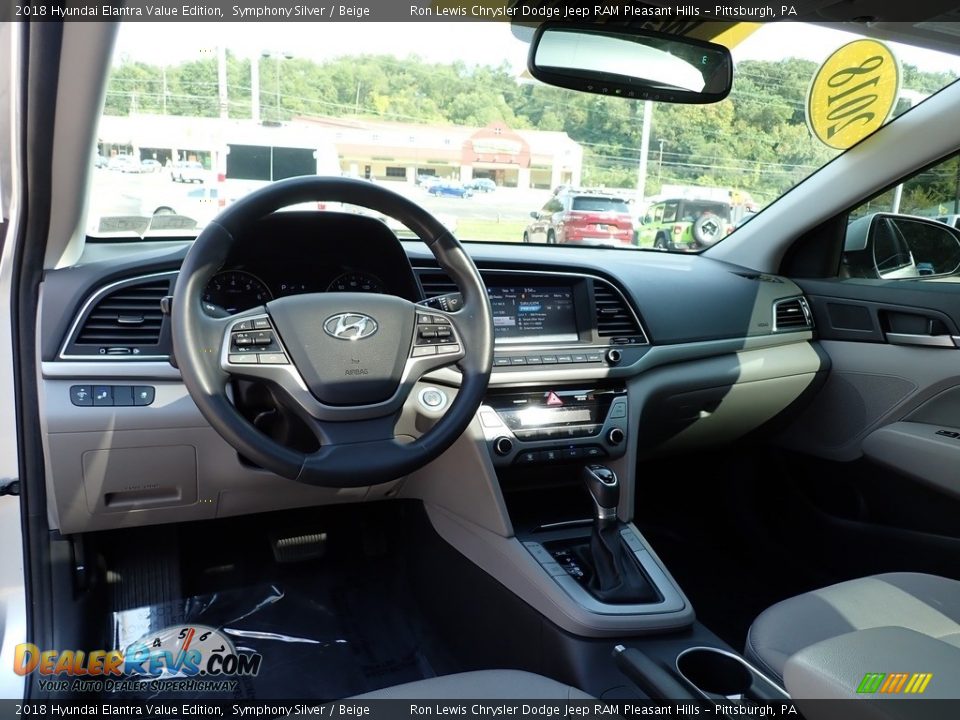 2018 Hyundai Elantra Value Edition Symphony Silver / Beige Photo #12