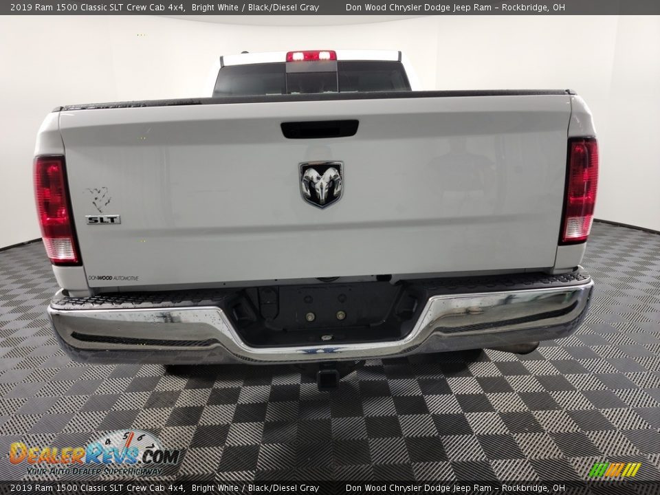 2019 Ram 1500 Classic SLT Crew Cab 4x4 Bright White / Black/Diesel Gray Photo #8