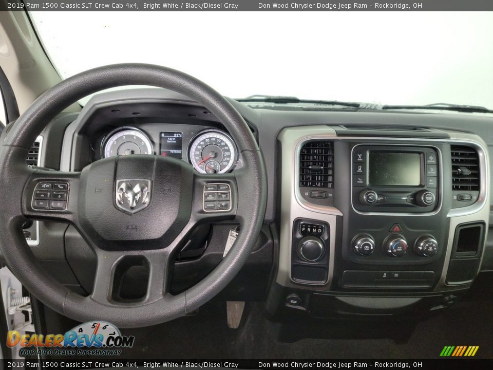 2019 Ram 1500 Classic SLT Crew Cab 4x4 Bright White / Black/Diesel Gray Photo #18