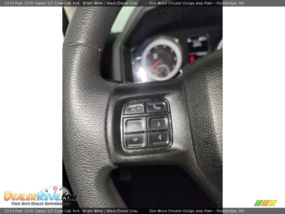2019 Ram 1500 Classic SLT Crew Cab 4x4 Bright White / Black/Diesel Gray Photo #20