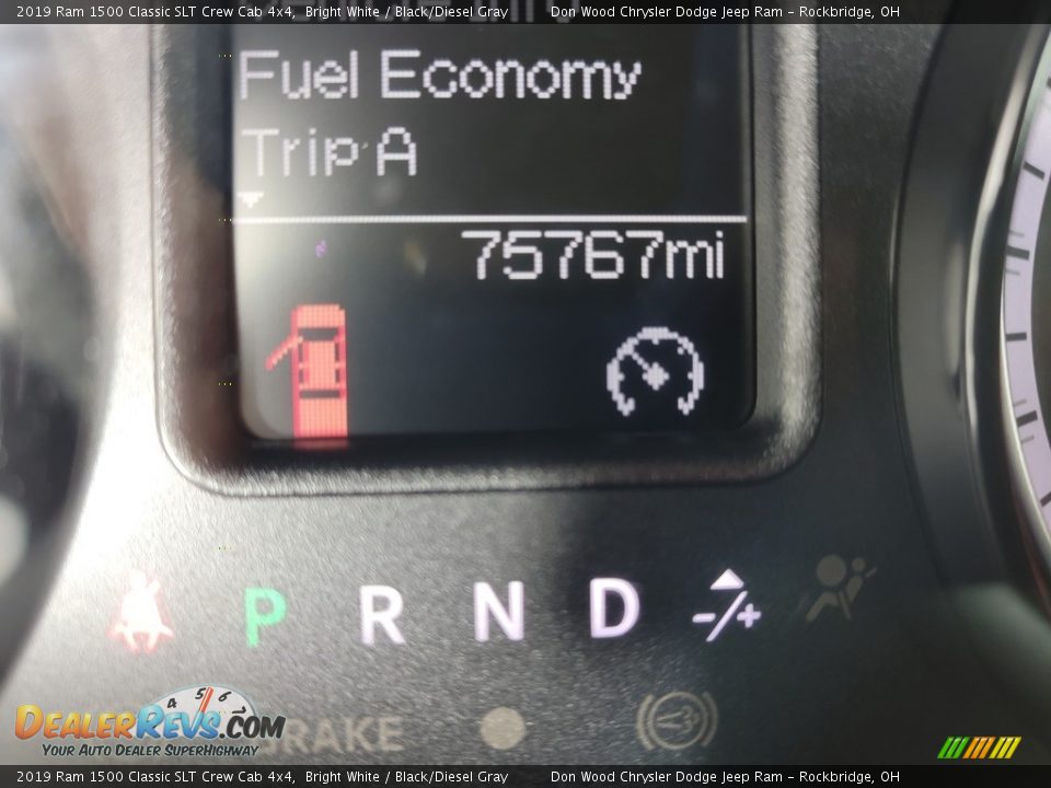 2019 Ram 1500 Classic SLT Crew Cab 4x4 Bright White / Black/Diesel Gray Photo #33