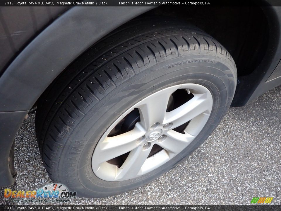 2013 Toyota RAV4 XLE AWD Magnetic Gray Metallic / Black Photo #5