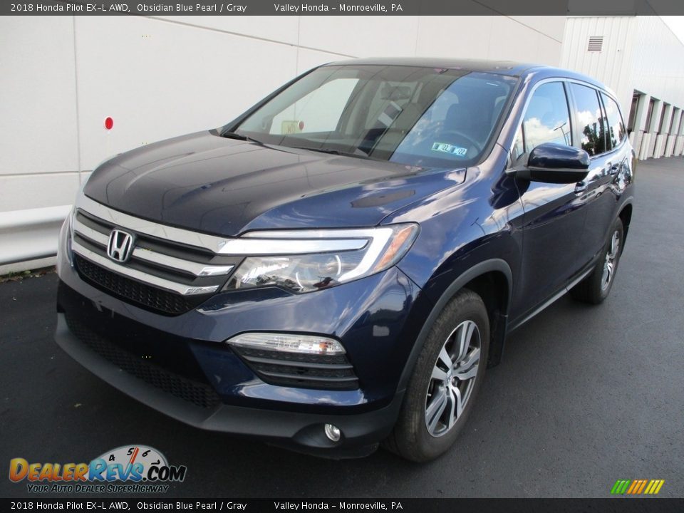 Front 3/4 View of 2018 Honda Pilot EX-L AWD Photo #9