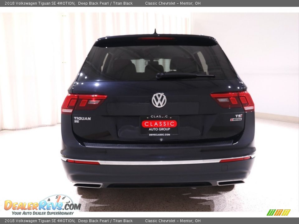 2018 Volkswagen Tiguan SE 4MOTION Deep Black Pearl / Titan Black Photo #16