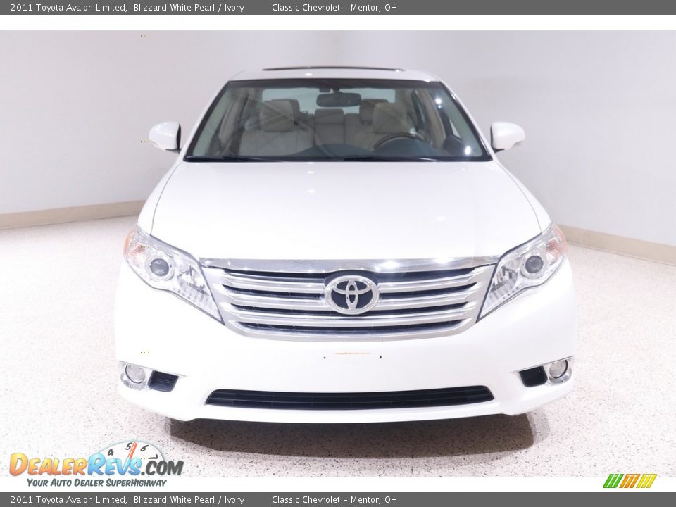 2011 Toyota Avalon Limited Blizzard White Pearl / Ivory Photo #2