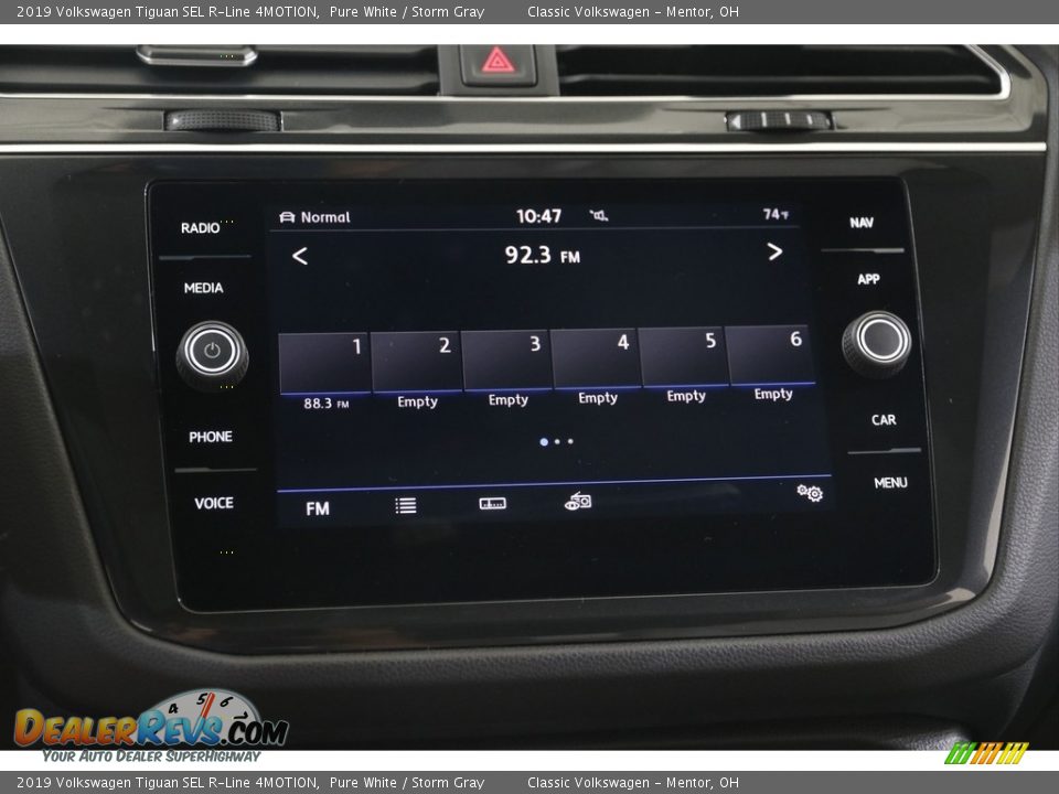 2019 Volkswagen Tiguan SEL R-Line 4MOTION Pure White / Storm Gray Photo #11