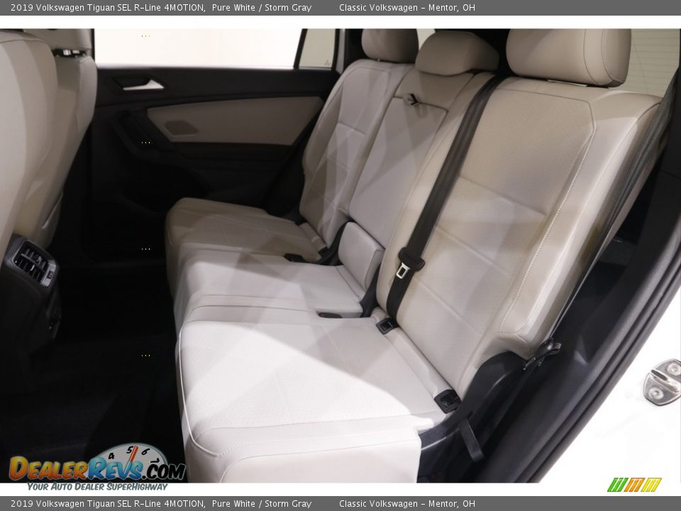 2019 Volkswagen Tiguan SEL R-Line 4MOTION Pure White / Storm Gray Photo #17
