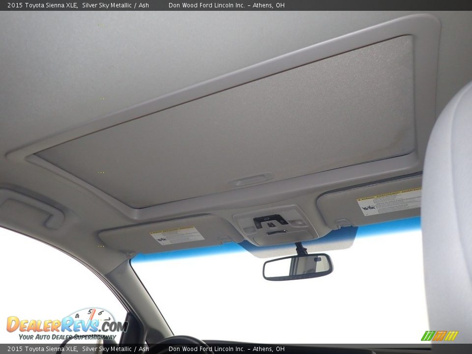 2015 Toyota Sienna XLE Silver Sky Metallic / Ash Photo #2