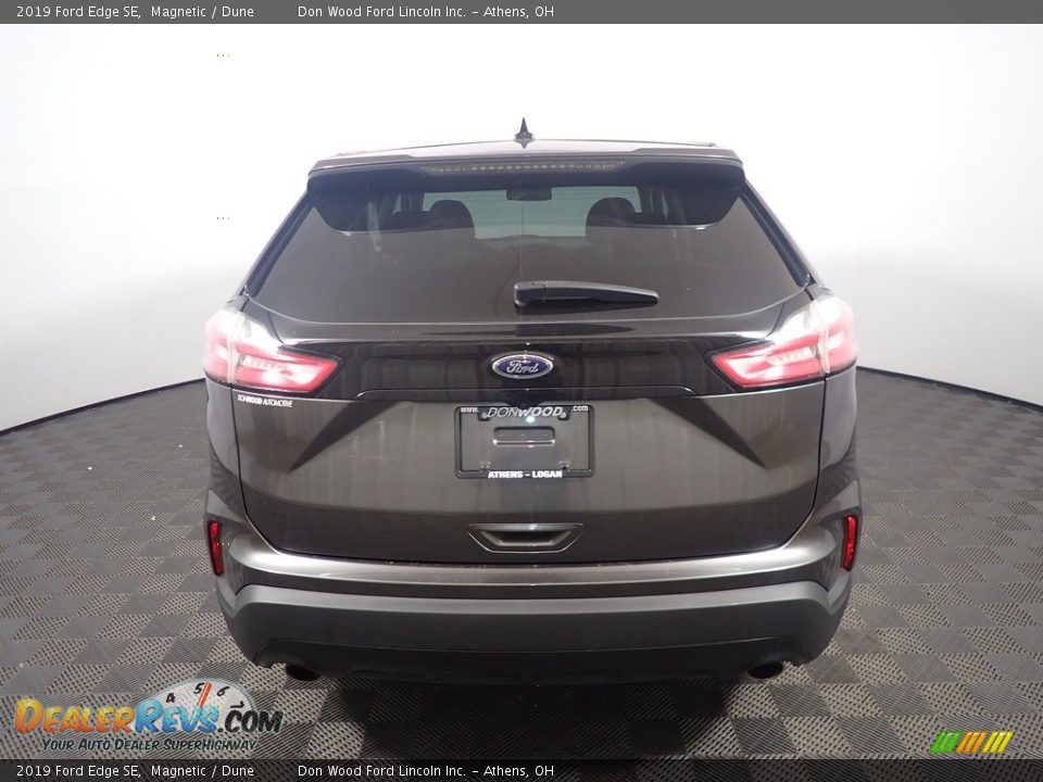 2019 Ford Edge SE Magnetic / Dune Photo #13