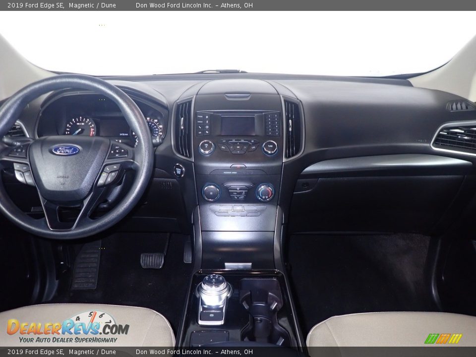 2019 Ford Edge SE Magnetic / Dune Photo #25