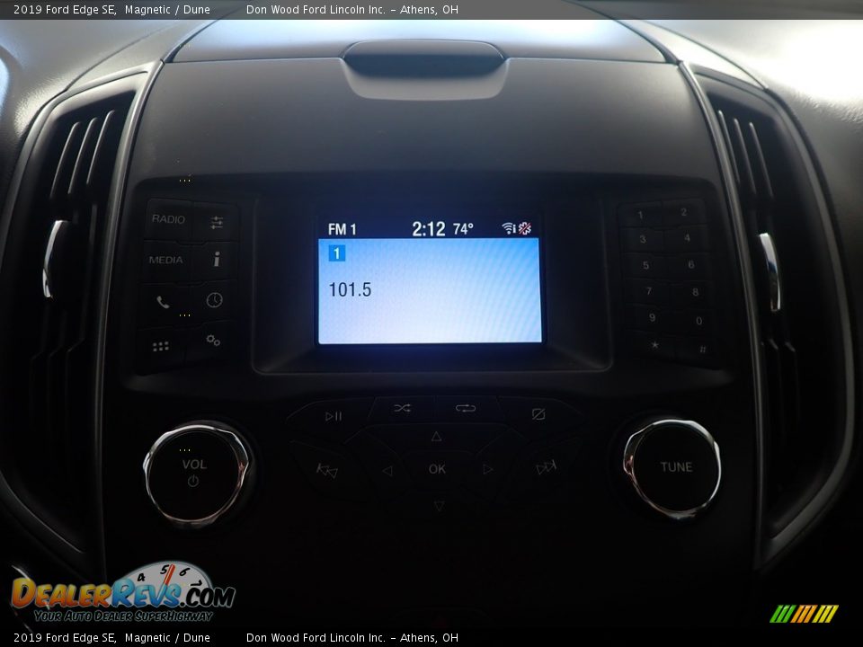 2019 Ford Edge SE Magnetic / Dune Photo #26