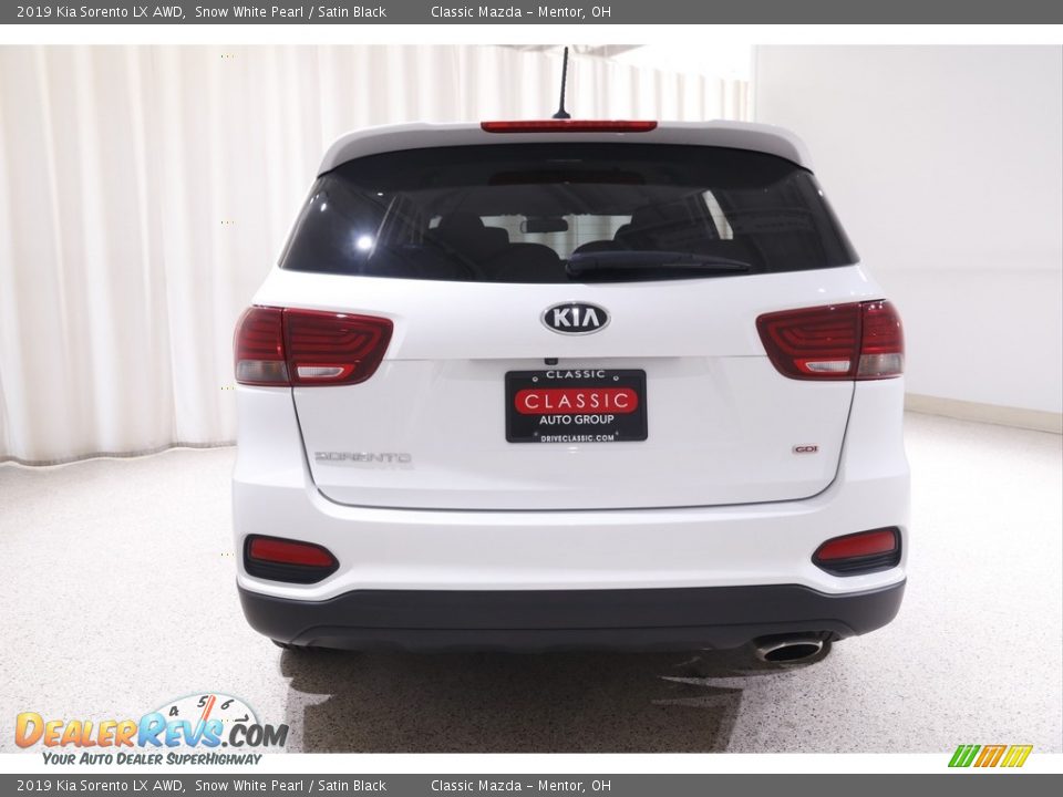 2019 Kia Sorento LX AWD Snow White Pearl / Satin Black Photo #16