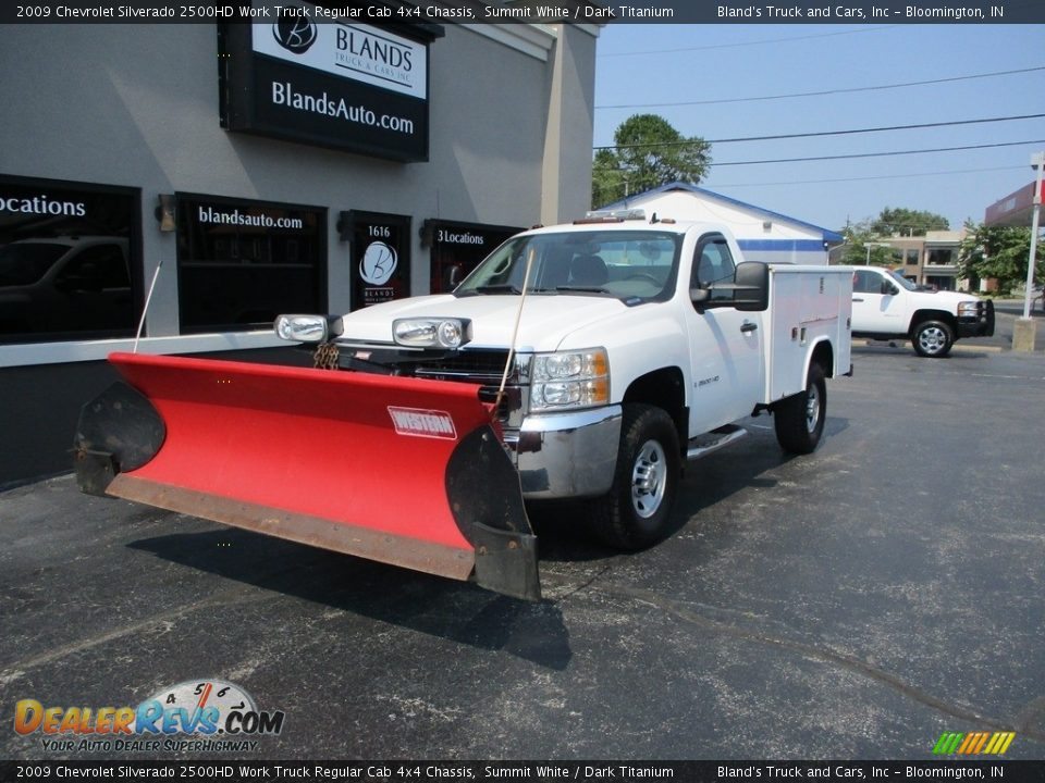 2009 Chevrolet Silverado 2500HD Work Truck Regular Cab 4x4 Chassis Summit White / Dark Titanium Photo #2