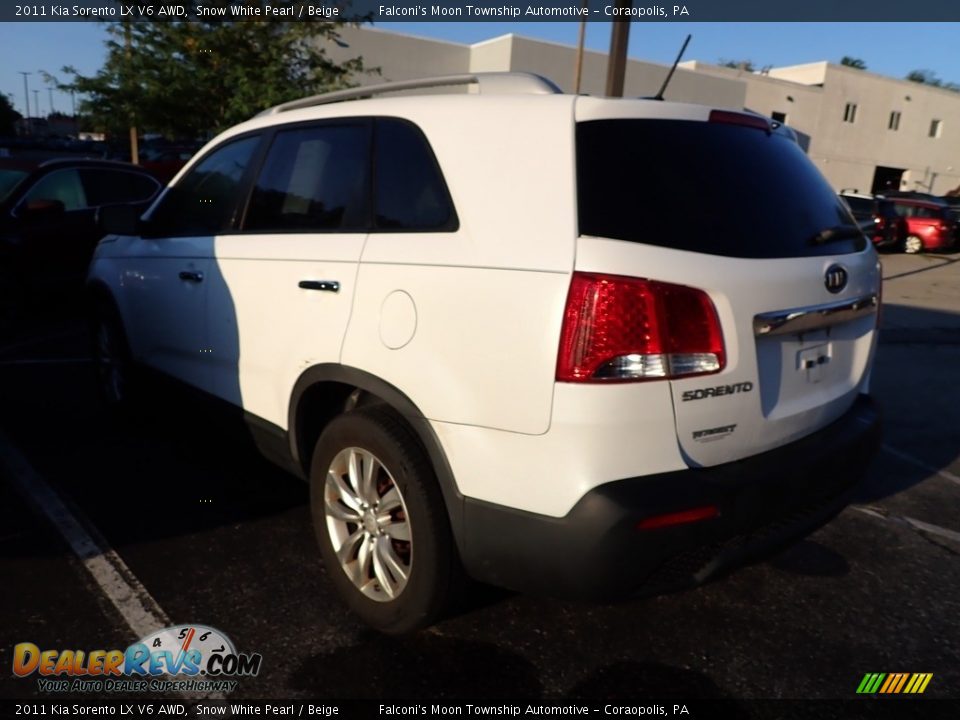 2011 Kia Sorento LX V6 AWD Snow White Pearl / Beige Photo #2