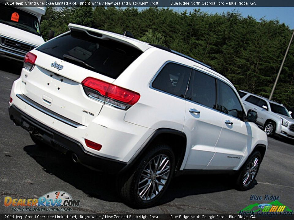 2014 Jeep Grand Cherokee Limited 4x4 Bright White / New Zealand Black/Light Frost Photo #30