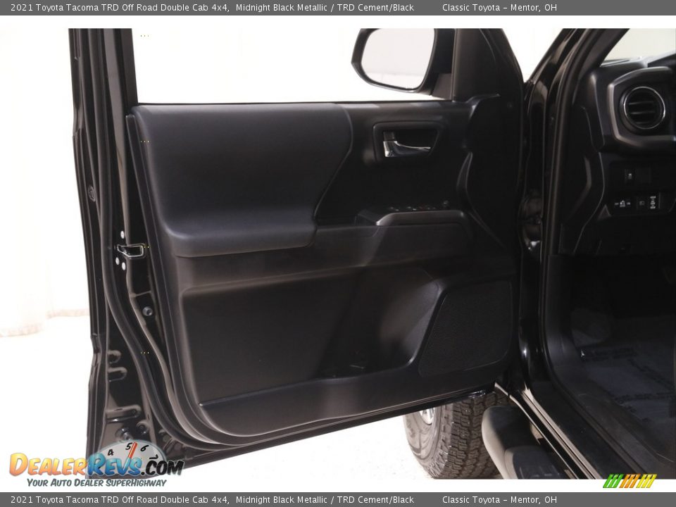 2021 Toyota Tacoma TRD Off Road Double Cab 4x4 Midnight Black Metallic / TRD Cement/Black Photo #4