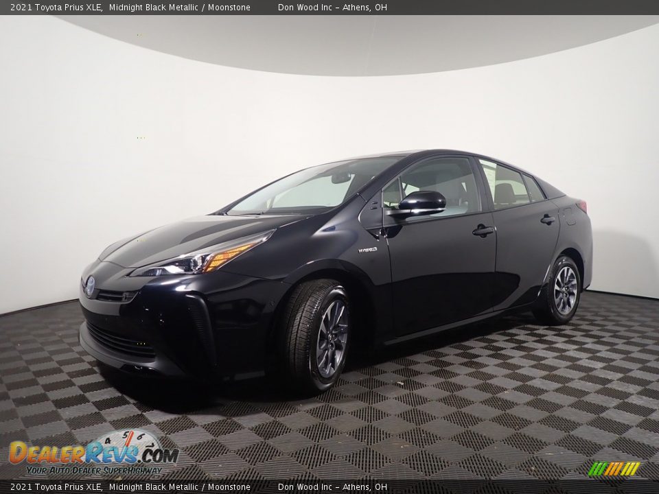 2021 Toyota Prius XLE Midnight Black Metallic / Moonstone Photo #10