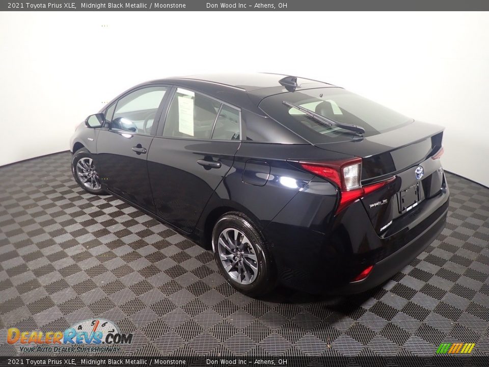 2021 Toyota Prius XLE Midnight Black Metallic / Moonstone Photo #14