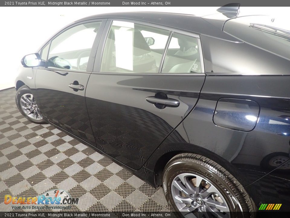 2021 Toyota Prius XLE Midnight Black Metallic / Moonstone Photo #20